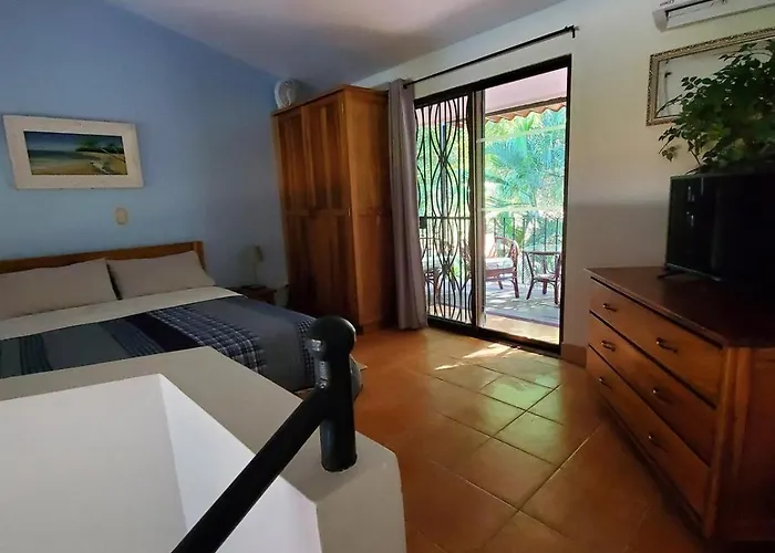 Spacious Loft With Pool And Great Outdoor Areas *